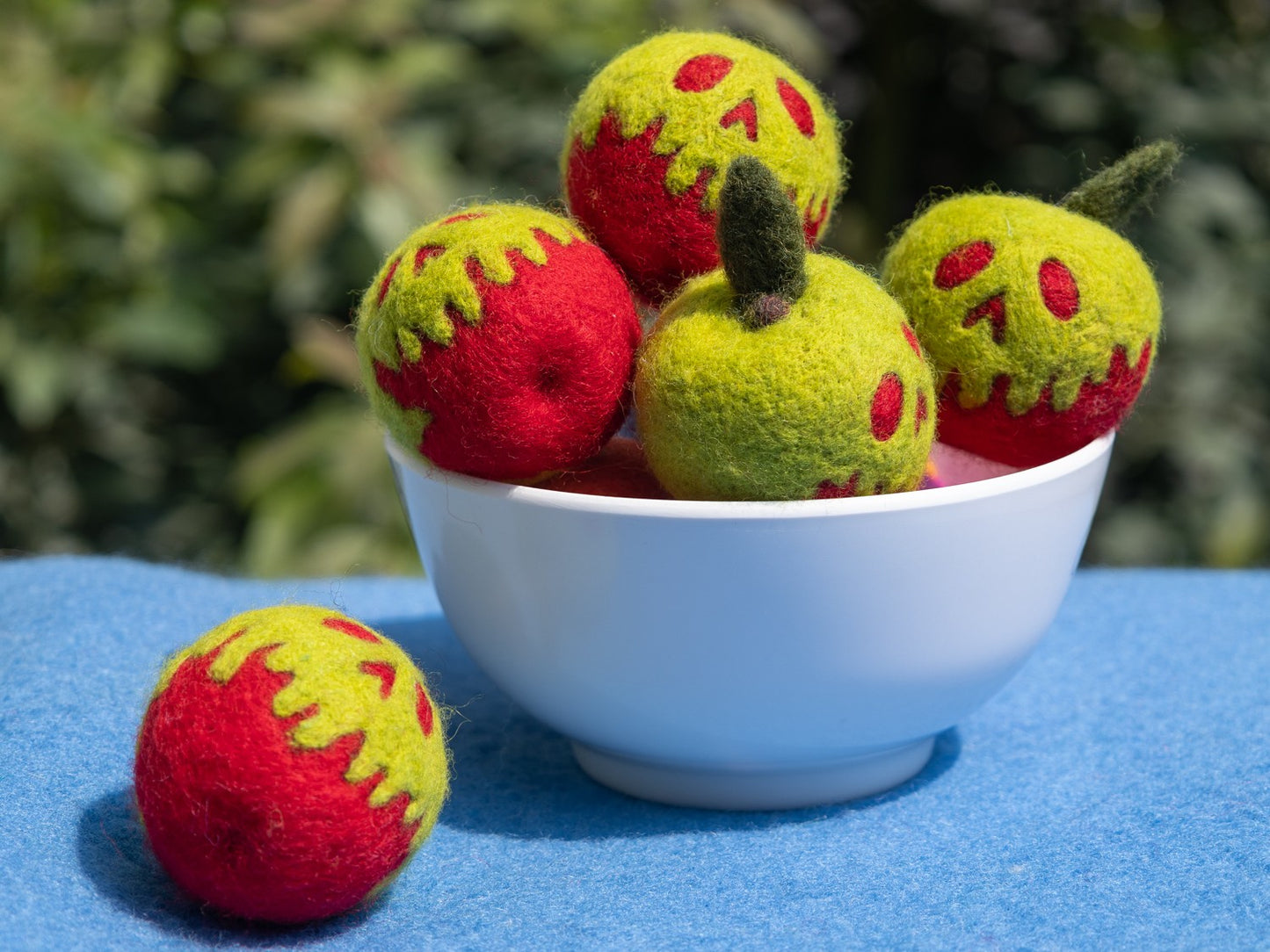 Poisoned Apple
